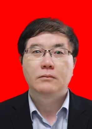 縣委常委、常務副縣長，天堂寨旅游扶貧實驗區管委會主任：汪洪濤