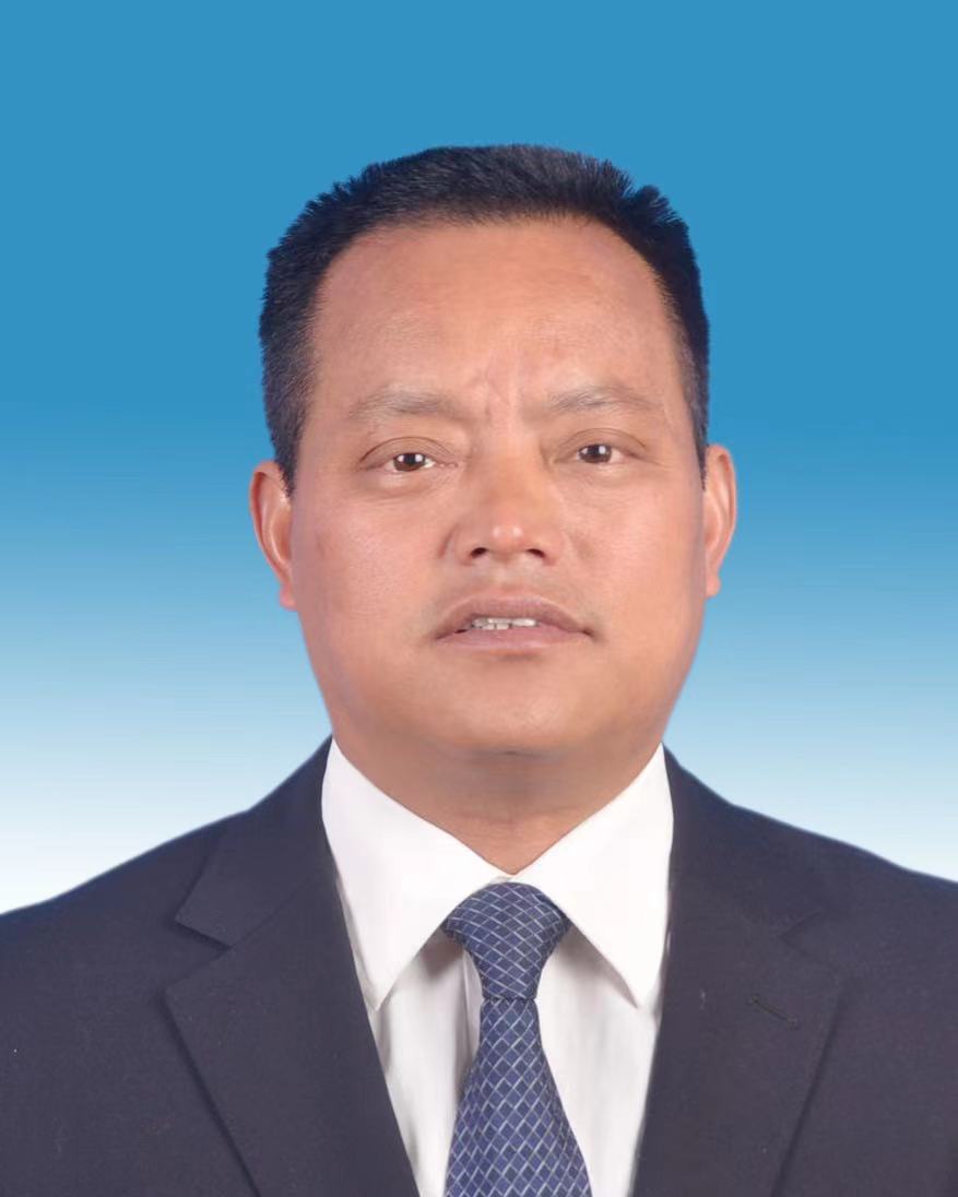 縣委常委、縣委辦公室主任、兼任縣委統戰部部長、縣政協黨組副書記：張貽勝