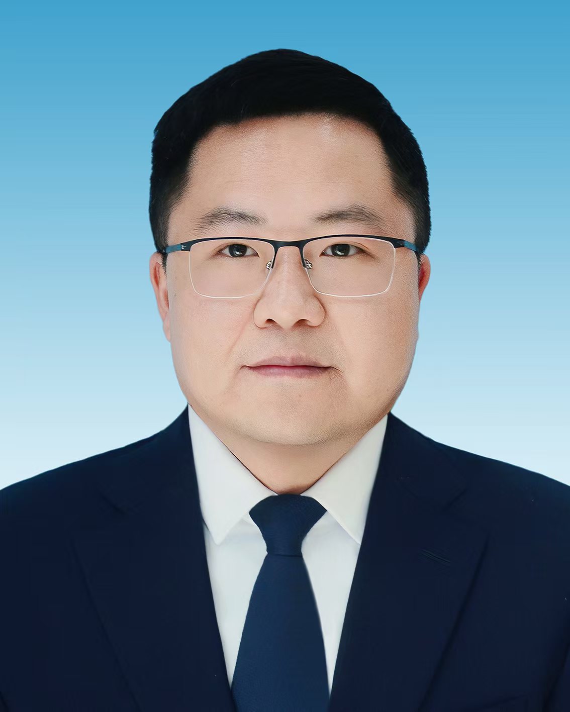 縣委常委、組織部部長，兼任縣總工會(huì)主席：繆亞濤 