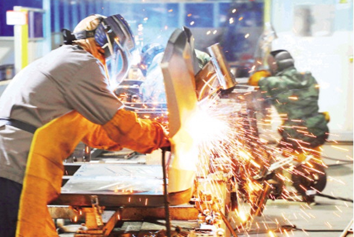 鉚足干勁沖刺“開(kāi)門紅”