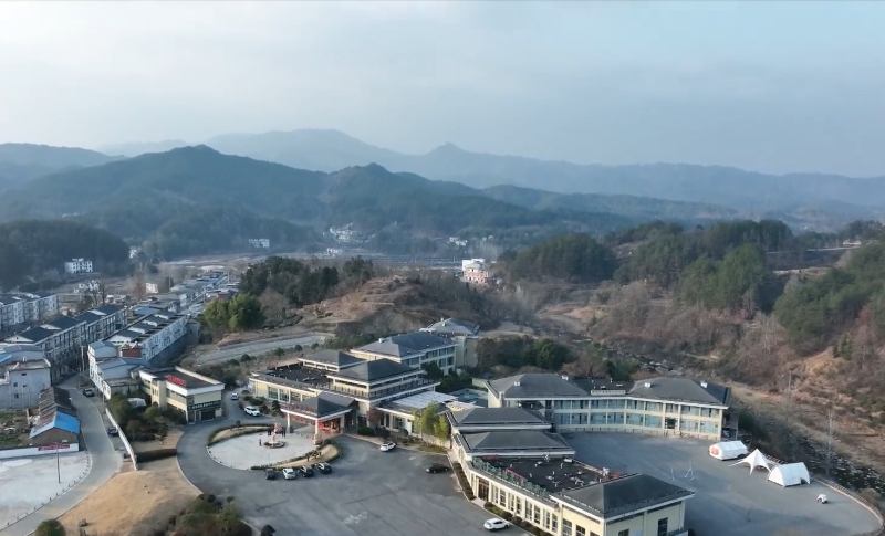 深化“百業+文旅” 推動全域旅游發展
